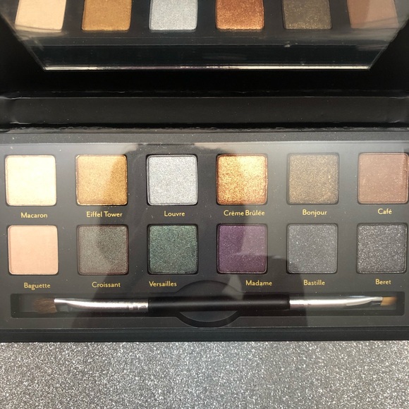 BNIB! Cargo Eyeshadow Palette Letβs Meet in Paris - Picture 2 of 6